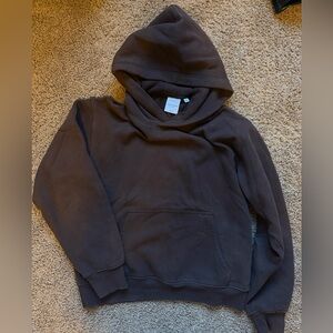 Aritzia Cozy Sweatfleece Perfect Hoodie
Size M